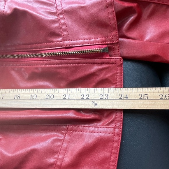 Vintage Jacket Red Faux Leather Biker Motorcycle Womens Size‎ Medium - Picture 9 of 9